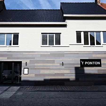 't Ponton Couette-café Nieuport